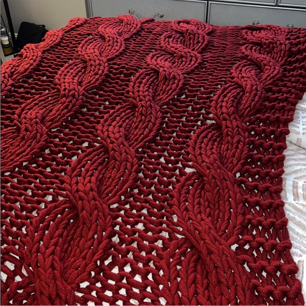 Pottery Barn Colossal Knit Throw - Picture 3 of 8